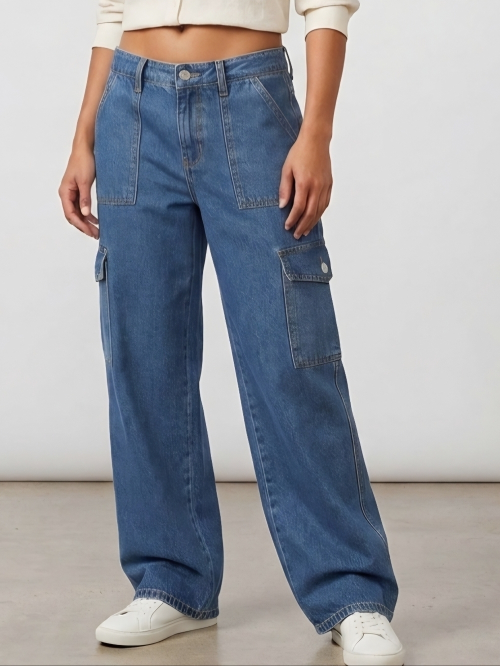 Jeans Women's Cargo Size 29 Nwot.